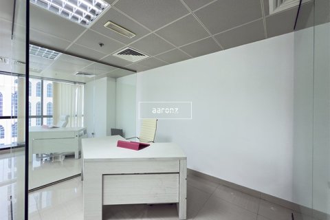 95.1m² Office in Jumeirah Lake Towers, UAE No. 102993 7
