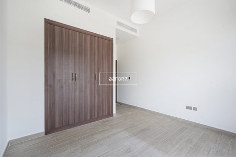 Townhouse de 3 dormitorios en Al Furjan, UAE No. 102994 10