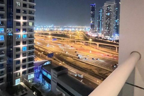 Apartment de 41.4m² en Dubai Marina, UAE No. 102998 8