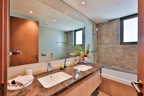 Townhouse de 3 chambres à Khalifa City, UAE No. 91152 22