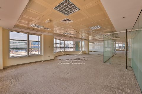 661مربع، عقار تجاري في Al Nahyan Camp, الإمارات العربية المتحدة رقم 91190 5