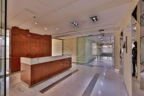 661مربع، عقار تجاري في Al Nahyan Camp, الإمارات العربية المتحدة رقم 91190 25