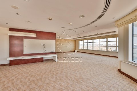 636مربع، عقار تجاري في Al Nahyan Camp, الإمارات العربية المتحدة رقم 91192 14