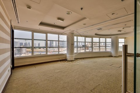 636مربع، عقار تجاري في Al Nahyan Camp, الإمارات العربية المتحدة رقم 91192 22