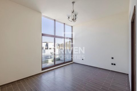 4 bedrooms Townhouse in District 11, UAE No. 84119 5