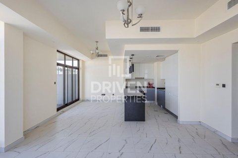 4 bedrooms Townhouse in District 11, UAE No. 84119 4