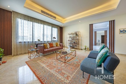 Вилла с 7 спальнями в Jumeirah Park, ОАЭ №73840 10