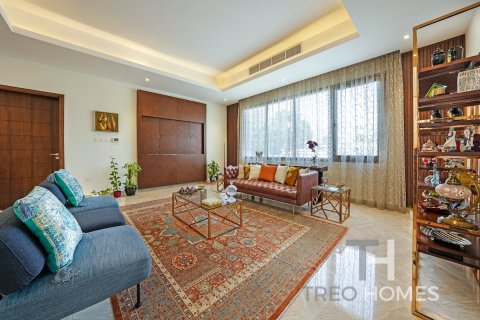 Вилла с 7 спальнями в Jumeirah Park, ОАЭ №73840 9