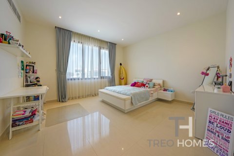 Вилла с 7 спальнями в Jumeirah Park, ОАЭ №73840 20