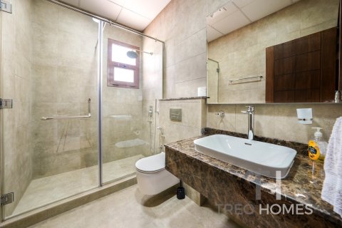 Вилла с 7 спальнями в Jumeirah Park, ОАЭ №73840 25