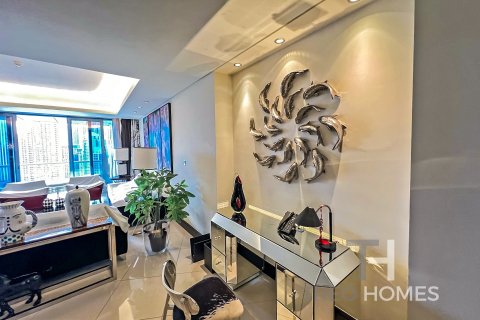 Apartment de 2 dormitorios en Burj Khalifa, UAE No. 73849 10