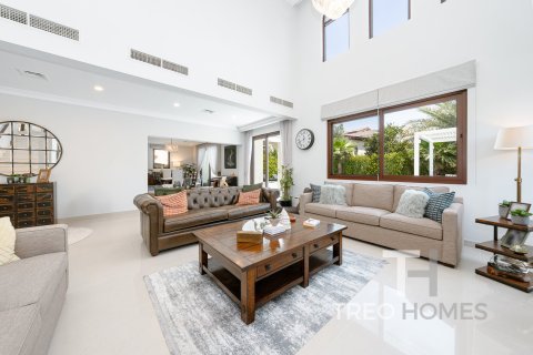 Villa de 4 chambres à Rosa, UAE No. 73850 11