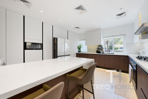 Villa de 5 chambres à Meadows, UAE No. 73839 9