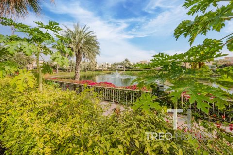 Villa de 5 chambres à Meadows, UAE No. 73839 4