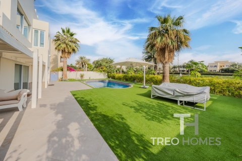 Villa de 5 chambres à Meadows, UAE No. 73839 26