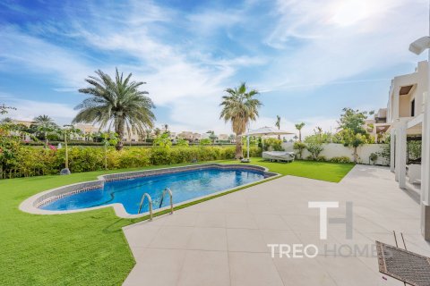 Villa de 5 chambres à Meadows, UAE No. 73839 25