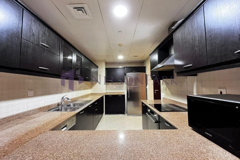 2 bedrooms Apartment in Doha, Qatar No. 57827 9