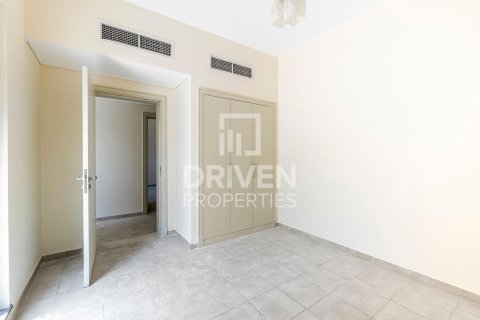 Villa de 4 chambres à Dubai Sports City, UAE No. 83691 12