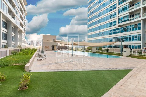 Квартира с 2 спальнями в Dubai Land, ОАЭ №83686 16