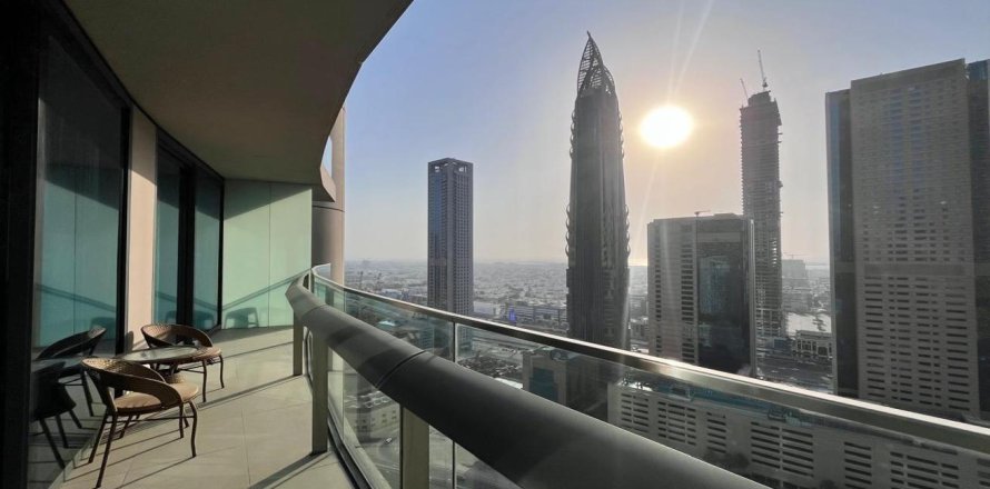 Квартира с 2 спальнями в Burj Vista, ОАЭ №89407