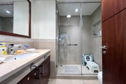 Квартира с 2 спальнями в Burj Vista, ОАЭ №89407 5