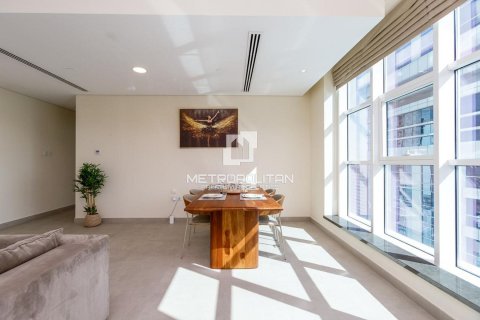Квартира с 2 спальнями в Marina Arcade Tower, ОАЭ №78677 6