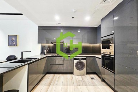 Квартира с 2 спальнями в Джумейра Вилладж Серкл, ОАЭ №92004 10
