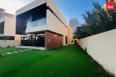 Villa de 5 chambres à Dubai, UAE No. 42630 1
