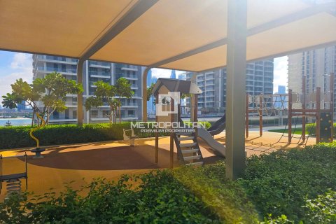 1 غرف نوم شقة في EMAAR Beachfront, الإمارات العربية المتحدة رقم 77692 4