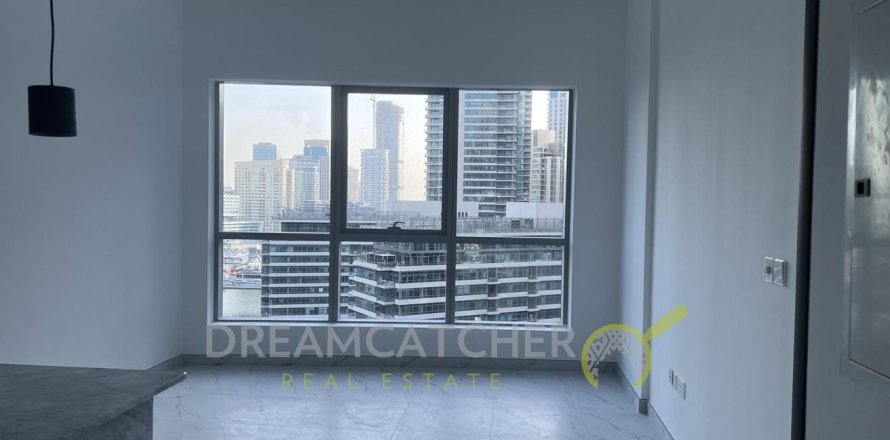 Квартира с 1 спальней в BAY CENTRAL, Дубай Марина, ОАЭ №95756
