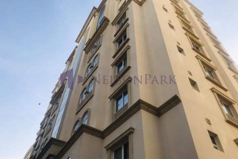 3 bedrooms Apartment in Doha, Qatar No. 57417 1