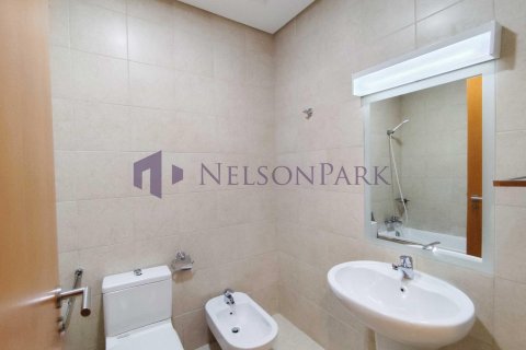 2 bedrooms Apartment in Doha, Qatar No. 57413 6