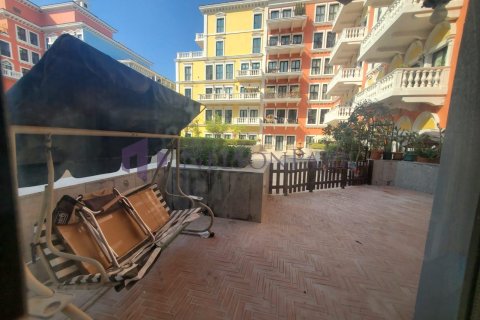 1 bedroom Apartment in Doha, Qatar No. 57414 2