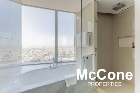 Квартира с 3 спальнями в The Address Sky View Towers, ОАЭ №74892 12