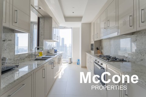 Квартира с 3 спальнями в The Address Sky View Towers, ОАЭ №74892 3