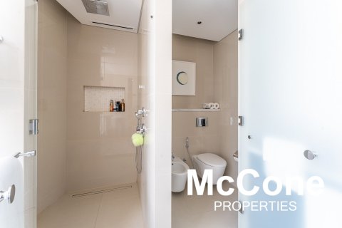 Квартира с 3 спальнями в The Address Sky View Towers, ОАЭ №74892 13