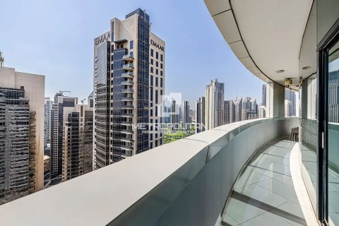 Apartment de 3 dormitorios en Damac Maison The Distinction, UAE No. 62042 1