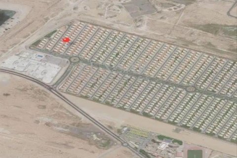 5 bedrooms Villa in Dubai, UAE No. 5924 11