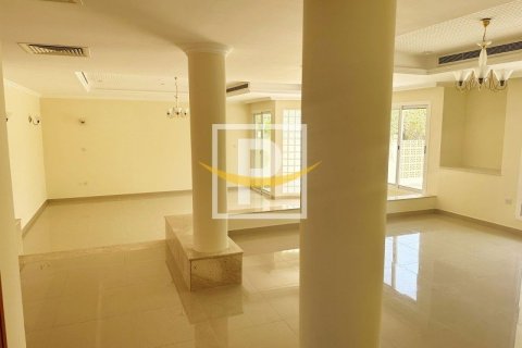 4 غرف نوم فيلا في القرهود, الإمارات العربية المتحدة رقم 5925 3