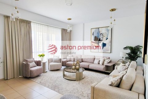 2 bedrooms Apartment in Jumeirah Beach Residence, UAE No. 104443 2