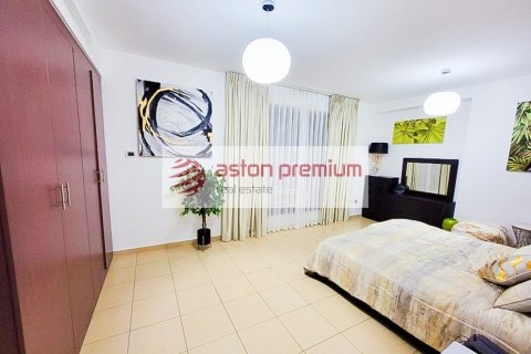 2 bedrooms Apartment in Jumeirah Beach Residence, UAE No. 104443 12