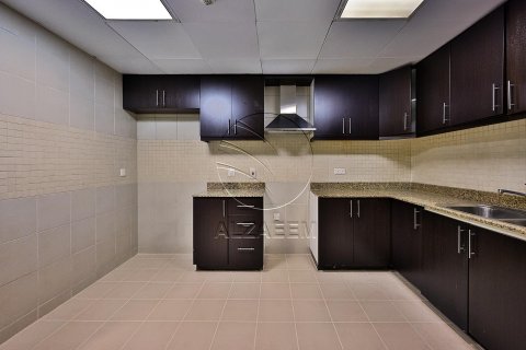 Квартира с 2 спальнями в Al Khalidiya, ОАЭ №91023 13
