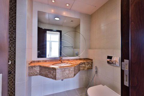 Квартира с 2 спальнями в Al Khalidiya, ОАЭ №91023 10