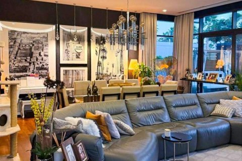 Villa de 5 dormitorios en DAMAC Hills (Akoya by DAMAC), UAE No. 91679 8