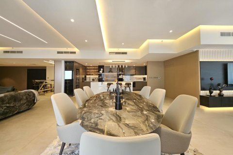 Apartment de 4 dormitorios en Executive Towers, UAE No. 91680 21