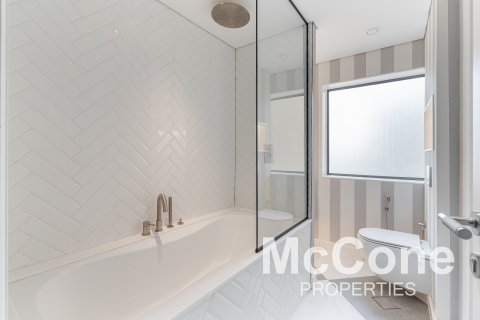 Appartement de 3 chambres à Rimal, UAE No. 74671 17