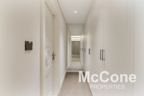 Appartement de 3 chambres à Rimal, UAE No. 74671 21