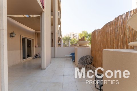 Appartement de 2 chambres à Remraam, UAE No. 74670 18