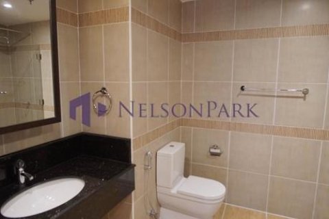 1 bedroom Apartment in Doha, Qatar No. 57480 9