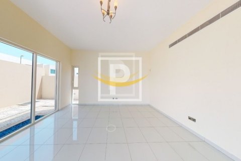 Villa de 4 chambres à Dubai Waterfront, UAE No. 5945 4